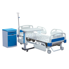 Camas de hospital médicas de acero revestidas del polvo del cuidado de enfermería con la mesa de comedor OZ838A